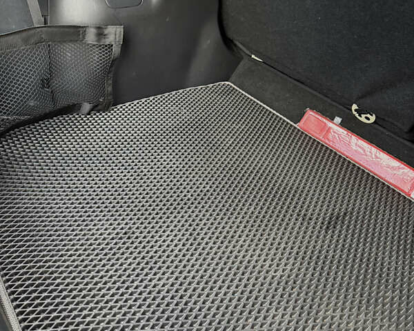 Сірий Ніссан Ліф, об'ємом двигуна 0 л та пробігом 39 тис. км за 13200 $, фото 10 на Automoto.ua