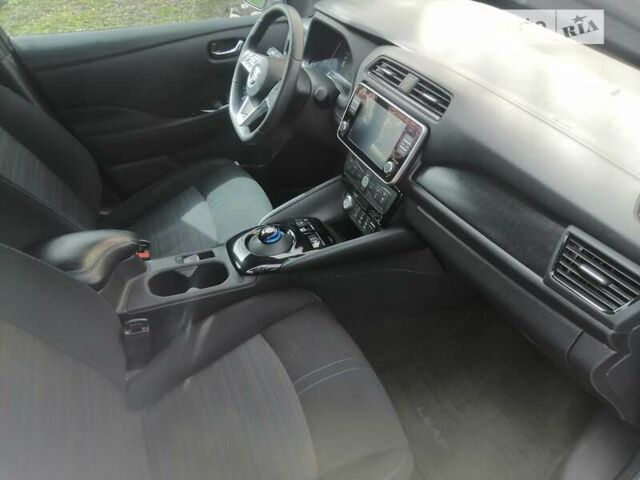 Сірий Ніссан Ліф, об'ємом двигуна 0 л та пробігом 30 тис. км за 19200 $, фото 9 на Automoto.ua