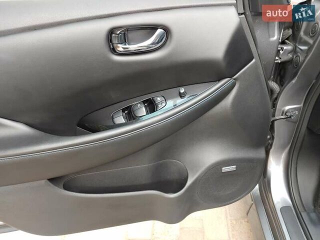 Сірий Ніссан Ліф, об'ємом двигуна 0 л та пробігом 32 тис. км за 18188 $, фото 15 на Automoto.ua