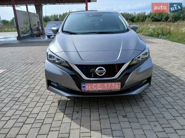 Серый Ниссан Лиф, объемом двигателя 0 л и пробегом 75 тыс. км за 14500 $, фото 17 на Automoto.ua