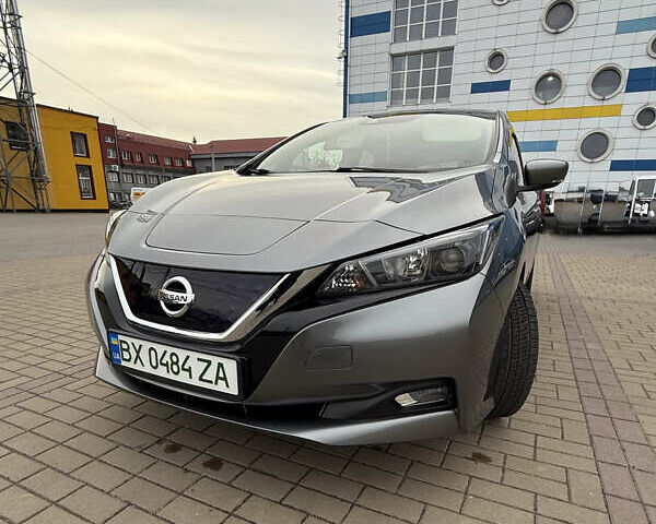 Сірий Ніссан Ліф, об'ємом двигуна 0 л та пробігом 39 тис. км за 13200 $, фото 20 на Automoto.ua