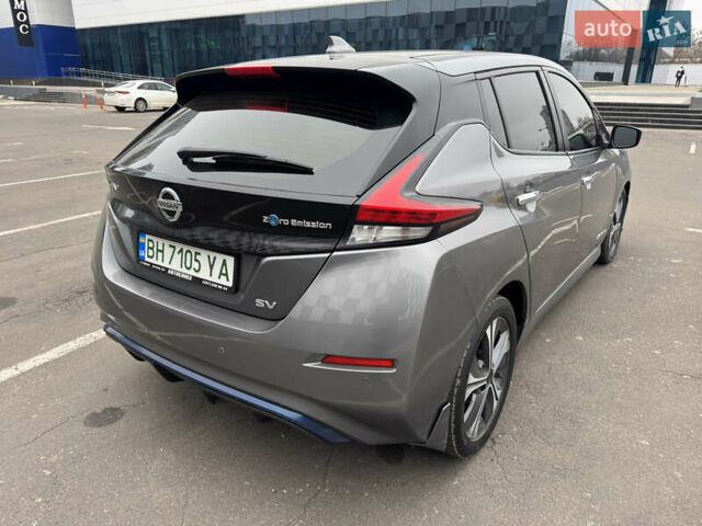 Серый Ниссан Лиф, объемом двигателя 0 л и пробегом 125 тыс. км за 9900 $, фото 11 на Automoto.ua