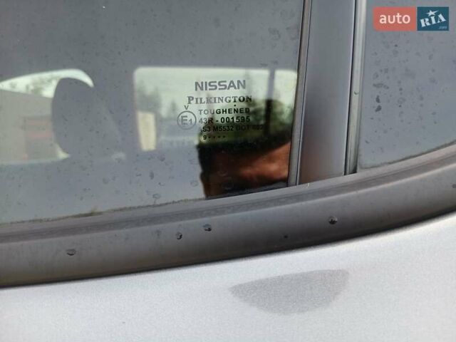 Серый Ниссан Лиф, объемом двигателя 0 л и пробегом 75 тыс. км за 14500 $, фото 14 на Automoto.ua