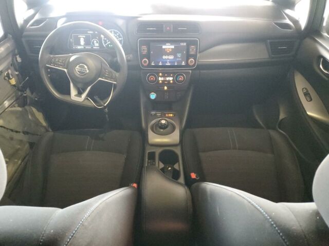 Серый Ниссан Лиф, объемом двигателя 0 л и пробегом 62 тыс. км за 8500 $, фото 7 на Automoto.ua