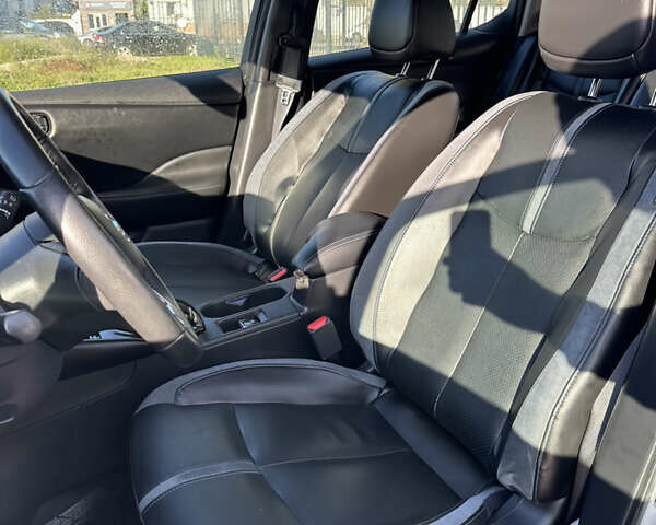 Серый Ниссан Лиф, объемом двигателя 0 л и пробегом 180 тыс. км за 11900 $, фото 16 на Automoto.ua