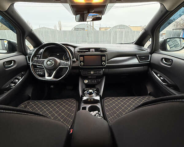 Сірий Ніссан Ліф, об'ємом двигуна 0 л та пробігом 39 тис. км за 13200 $, фото 13 на Automoto.ua