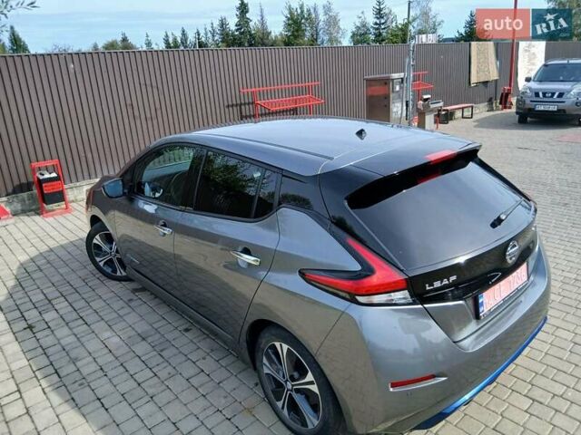 Серый Ниссан Лиф, объемом двигателя 0 л и пробегом 75 тыс. км за 14500 $, фото 23 на Automoto.ua