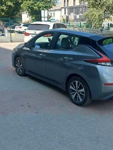 Сірий Ніссан Ліф, об'ємом двигуна 0 л та пробігом 72 тис. км за 14802 $, фото 3 на Automoto.ua