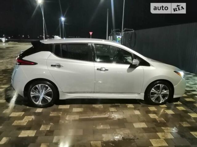 Сірий Ніссан Ліф, об'ємом двигуна 0 л та пробігом 30 тис. км за 19200 $, фото 18 на Automoto.ua