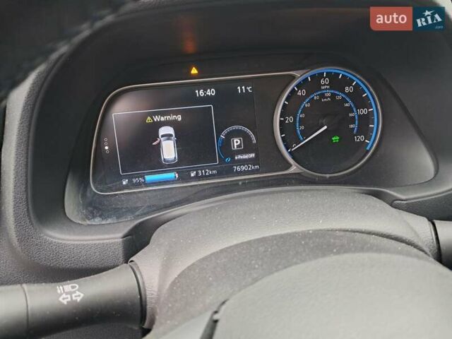 Серый Ниссан Лиф, объемом двигателя 0 л и пробегом 76 тыс. км за 16300 $, фото 3 на Automoto.ua