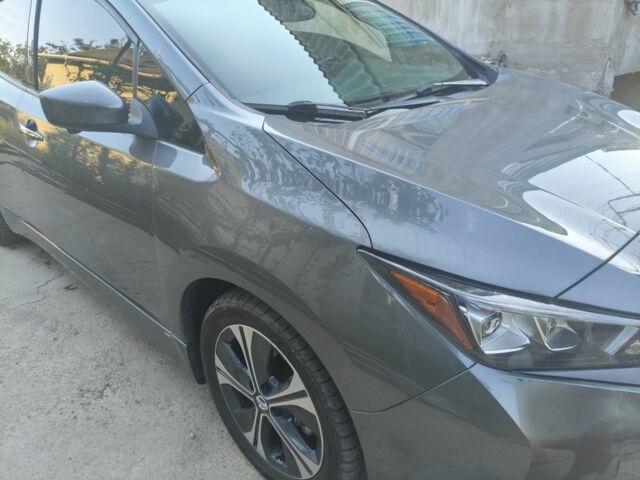 Серый Ниссан Лиф, объемом двигателя 0 л и пробегом 130 тыс. км за 14000 $, фото 8 на Automoto.ua