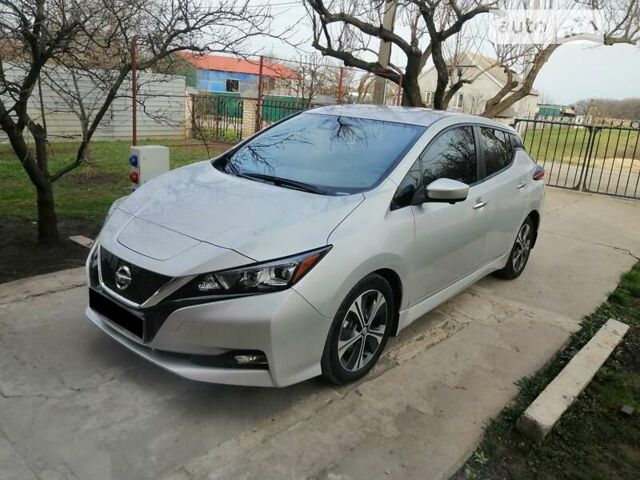 Сірий Ніссан Ліф, об'ємом двигуна 0 л та пробігом 30 тис. км за 19200 $, фото 4 на Automoto.ua