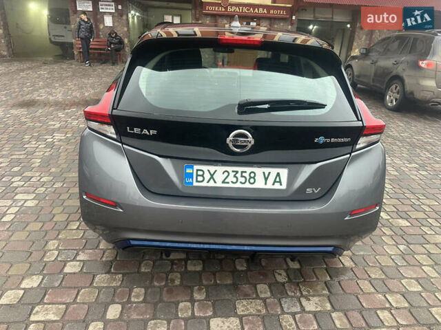 Серый Ниссан Лиф, объемом двигателя 0 л и пробегом 79 тыс. км за 14777 $, фото 4 на Automoto.ua