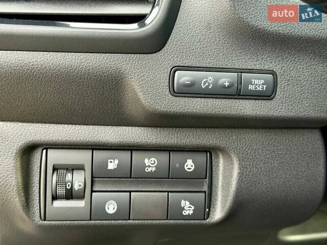 Серый Ниссан Лиф, объемом двигателя 0 л и пробегом 47 тыс. км за 15200 $, фото 17 на Automoto.ua