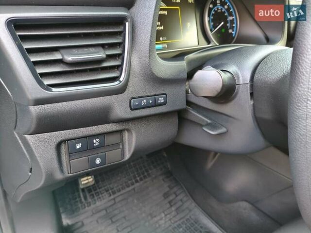 Серый Ниссан Лиф, объемом двигателя 0 л и пробегом 30 тыс. км за 12700 $, фото 37 на Automoto.ua