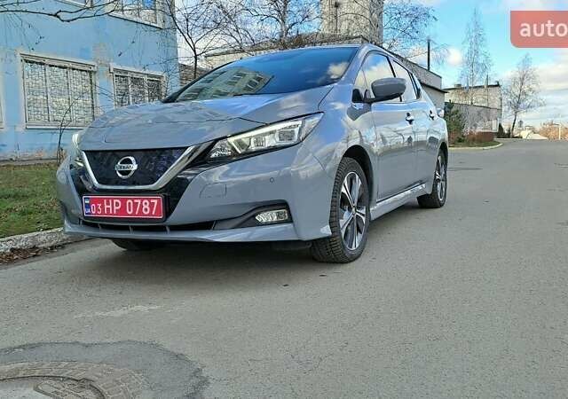 Сірий Ніссан Ліф, об'ємом двигуна 0 л та пробігом 102 тис. км за 15700 $, фото 8 на Automoto.ua