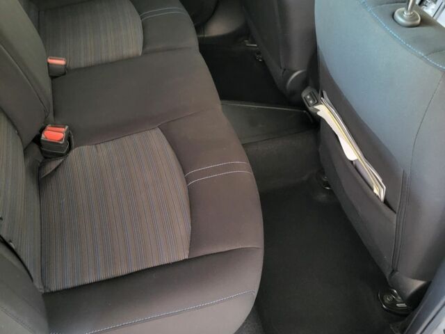 Серый Ниссан Лиф, объемом двигателя 0 л и пробегом 27 тыс. км за 15500 $, фото 15 на Automoto.ua