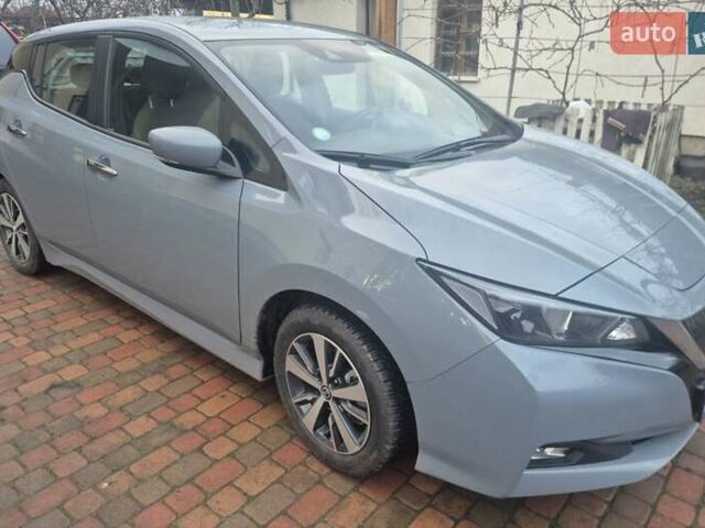 Сірий Ніссан Ліф, об'ємом двигуна 0 л та пробігом 13 тис. км за 14353 $, фото 1 на Automoto.ua