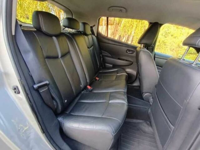 Серый Ниссан Лиф, объемом двигателя 0 л и пробегом 49 тыс. км за 9500 $, фото 9 на Automoto.ua