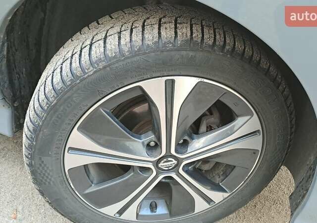 Сірий Ніссан Ліф, об'ємом двигуна 0 л та пробігом 102 тис. км за 15700 $, фото 11 на Automoto.ua