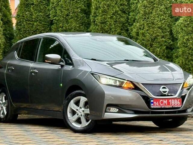 Серый Ниссан Лиф, объемом двигателя 0 л и пробегом 47 тыс. км за 15200 $, фото 2 на Automoto.ua