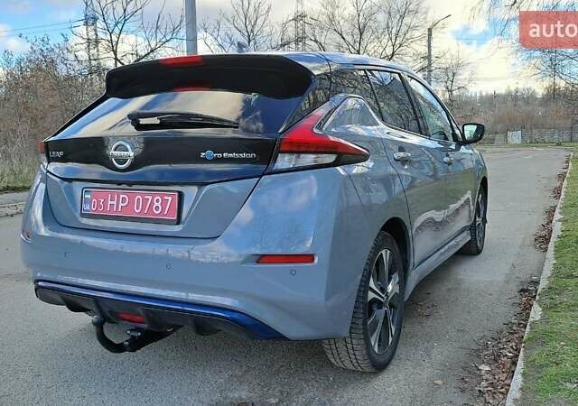 Сірий Ніссан Ліф, об'ємом двигуна 0 л та пробігом 102 тис. км за 15700 $, фото 3 на Automoto.ua