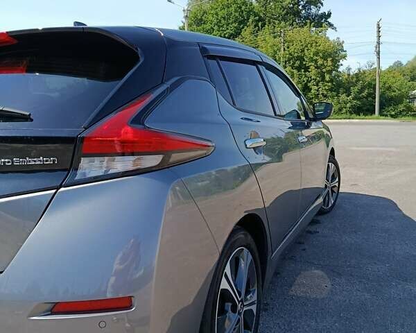 Серый Ниссан Лиф, объемом двигателя 0 л и пробегом 63 тыс. км за 15200 $, фото 4 на Automoto.ua