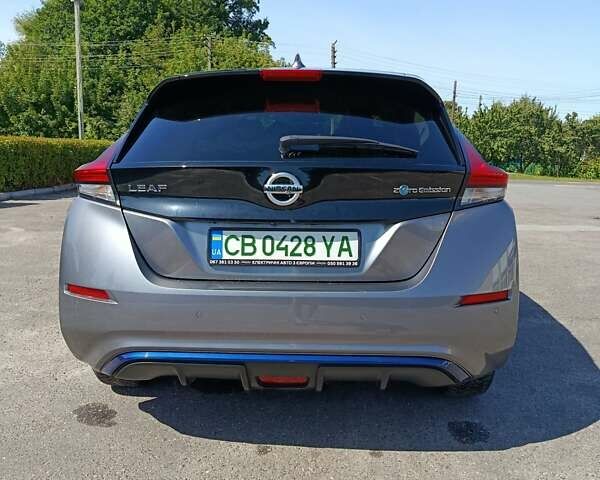 Серый Ниссан Лиф, объемом двигателя 0 л и пробегом 63 тыс. км за 15200 $, фото 9 на Automoto.ua