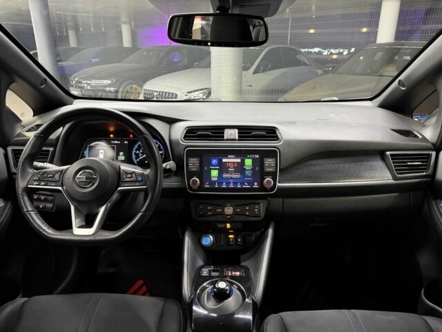 Серый Ниссан Лиф, объемом двигателя 0 л и пробегом 56 тыс. км за 13500 $, фото 18 на Automoto.ua