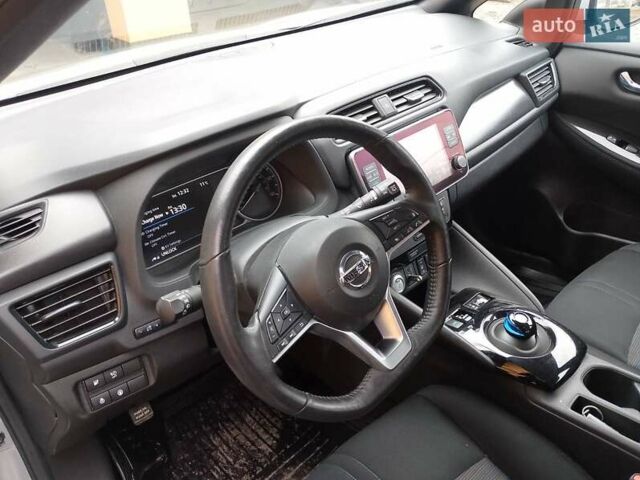 Сірий Ніссан Ліф, об'ємом двигуна 0 л та пробігом 38 тис. км за 15499 $, фото 5 на Automoto.ua