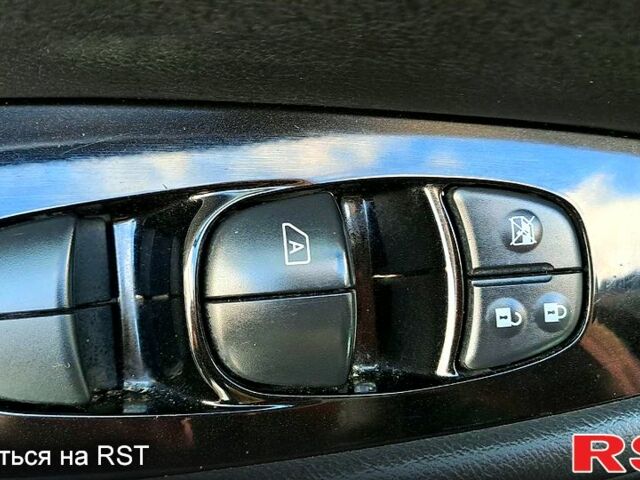 Сірий Ніссан Ліф, об'ємом двигуна 0.16 л та пробігом 102 тис. км за 15700 $, фото 8 на Automoto.ua