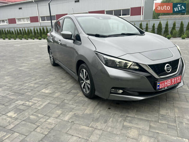 Серый Ниссан Лиф, объемом двигателя 0 л и пробегом 90 тыс. км за 12200 $, фото 3 на Automoto.ua