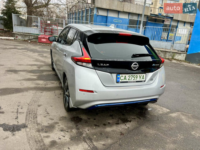 Серый Ниссан Лиф, объемом двигателя 0 л и пробегом 70 тыс. км за 17800 $, фото 12 на Automoto.ua