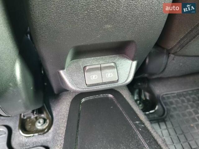 Серый Ниссан Лиф, объемом двигателя 0 л и пробегом 30 тыс. км за 12700 $, фото 44 на Automoto.ua