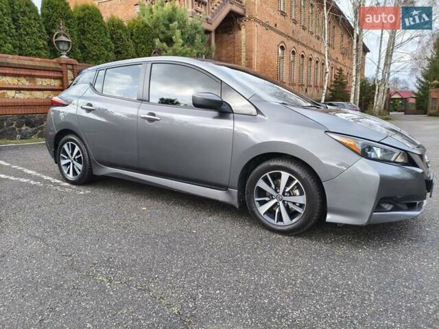 Серый Ниссан Лиф, объемом двигателя 0 л и пробегом 30 тыс. км за 12700 $, фото 5 на Automoto.ua