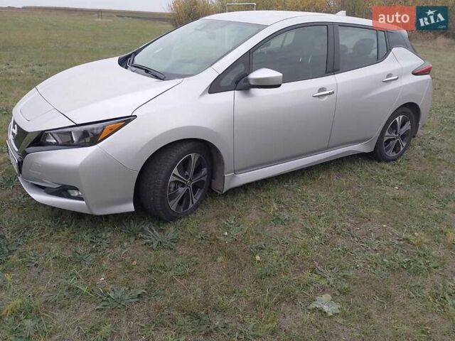 Сірий Ніссан Ліф, об'ємом двигуна 0 л та пробігом 38 тис. км за 15499 $, фото 12 на Automoto.ua