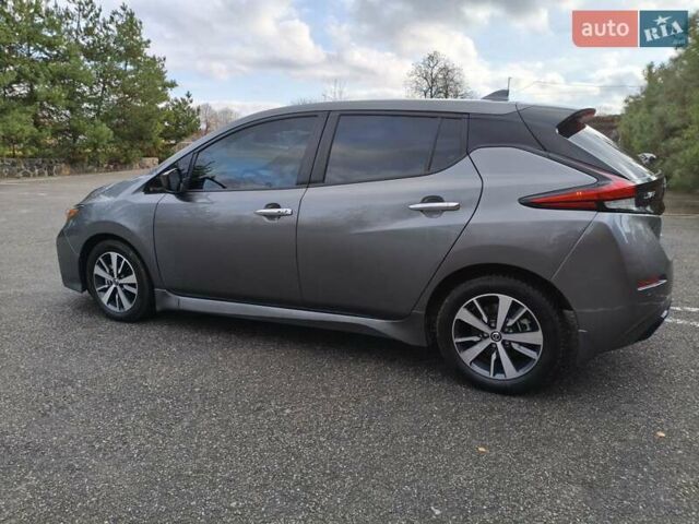 Серый Ниссан Лиф, объемом двигателя 0 л и пробегом 30 тыс. км за 12700 $, фото 16 на Automoto.ua