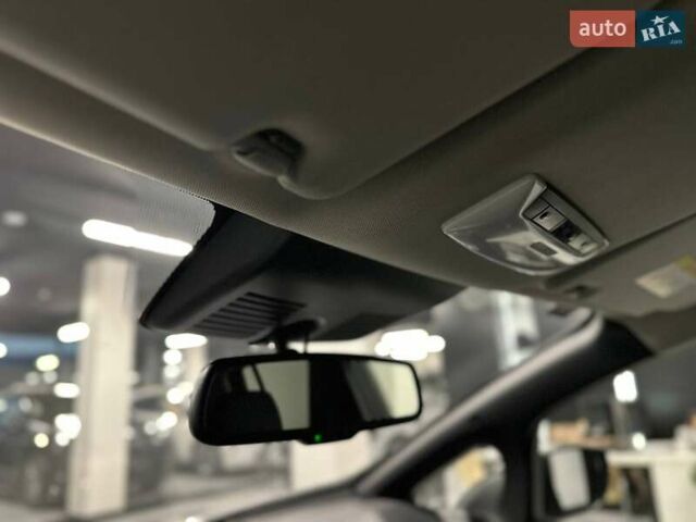 Серый Ниссан Лиф, объемом двигателя 0 л и пробегом 75 тыс. км за 13900 $, фото 21 на Automoto.ua