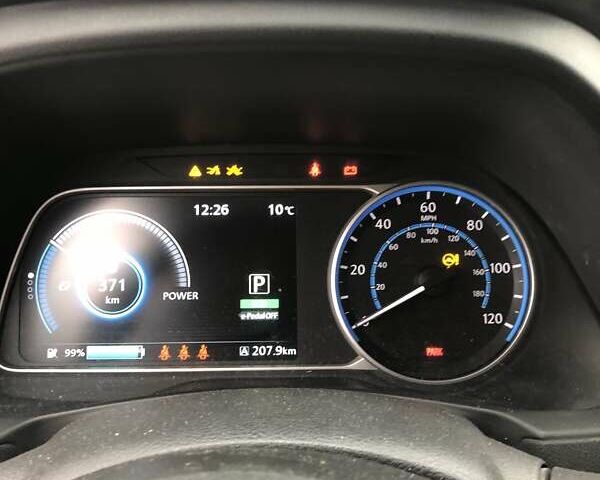 Сірий Ніссан Ліф, об'ємом двигуна 0 л та пробігом 64 тис. км за 18000 $, фото 1 на Automoto.ua