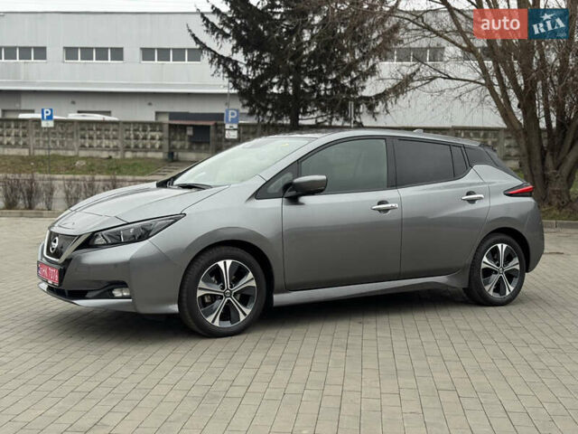 Сірий Ніссан Ліф, об'ємом двигуна 0 л та пробігом 57 тис. км за 14800 $, фото 40 на Automoto.ua