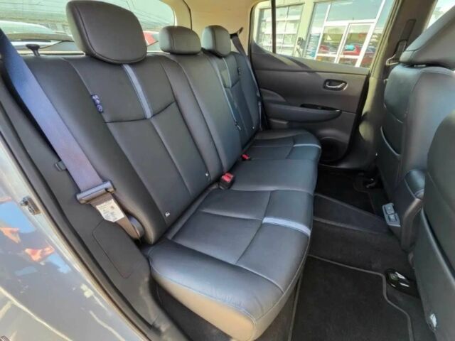 Серый Ниссан Лиф, объемом двигателя 0 л и пробегом 10 тыс. км за 6500 $, фото 12 на Automoto.ua