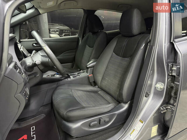 Сірий Ніссан Ліф, об'ємом двигуна 0 л та пробігом 56 тис. км за 13500 $, фото 16 на Automoto.ua
