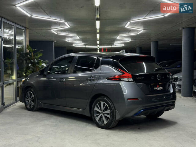 Сірий Ніссан Ліф, об'ємом двигуна 0 л та пробігом 56 тис. км за 13500 $, фото 10 на Automoto.ua