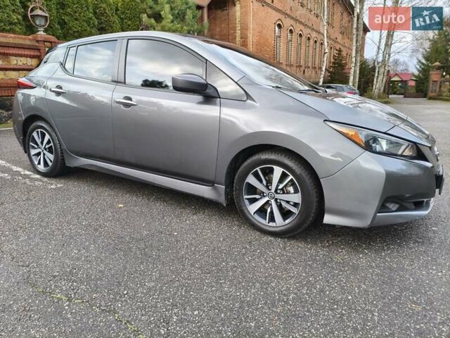 Серый Ниссан Лиф, объемом двигателя 0 л и пробегом 30 тыс. км за 12700 $, фото 6 на Automoto.ua