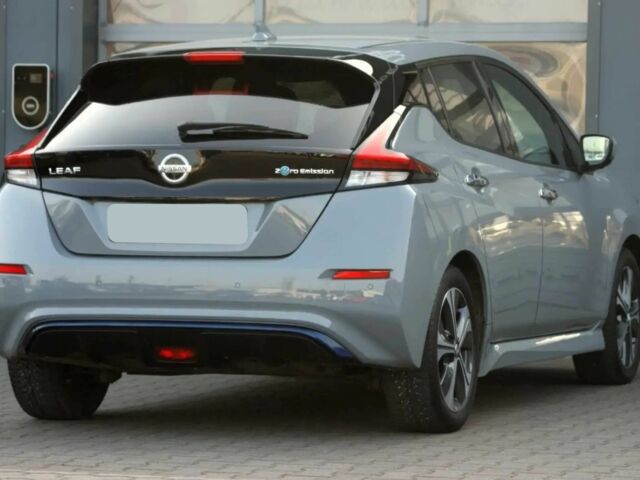 Серый Ниссан Лиф, объемом двигателя 0 л и пробегом 10 тыс. км за 6500 $, фото 6 на Automoto.ua