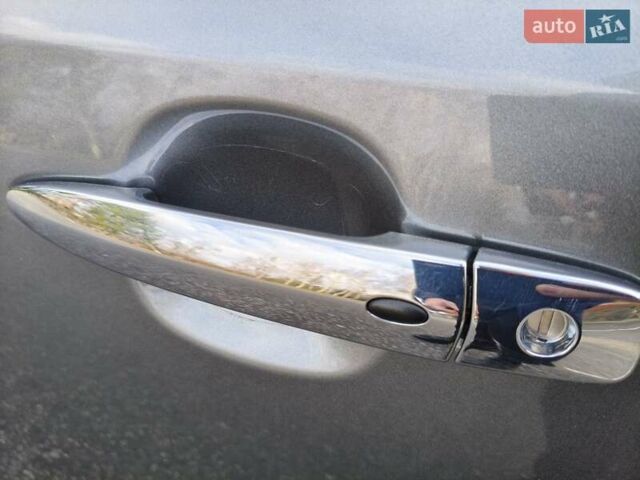 Серый Ниссан Лиф, объемом двигателя 0 л и пробегом 30 тыс. км за 12700 $, фото 45 на Automoto.ua