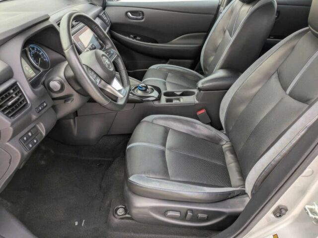 Серый Ниссан Лиф, объемом двигателя 0 л и пробегом 14 тыс. км за 1400 $, фото 11 на Automoto.ua