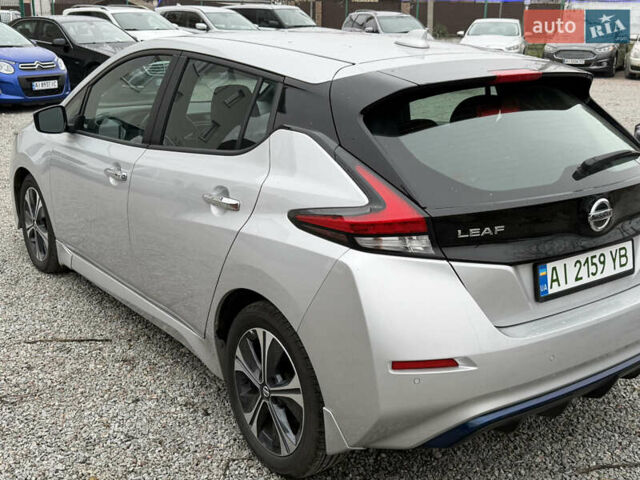 Серый Ниссан Лиф, объемом двигателя 0 л и пробегом 99 тыс. км за 12900 $, фото 8 на Automoto.ua