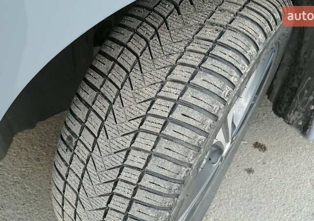 Сірий Ніссан Ліф, об'ємом двигуна 0 л та пробігом 102 тис. км за 15700 $, фото 12 на Automoto.ua