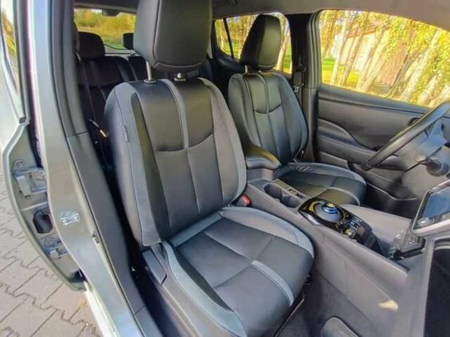 Серый Ниссан Лиф, объемом двигателя 0 л и пробегом 49 тыс. км за 9500 $, фото 10 на Automoto.ua